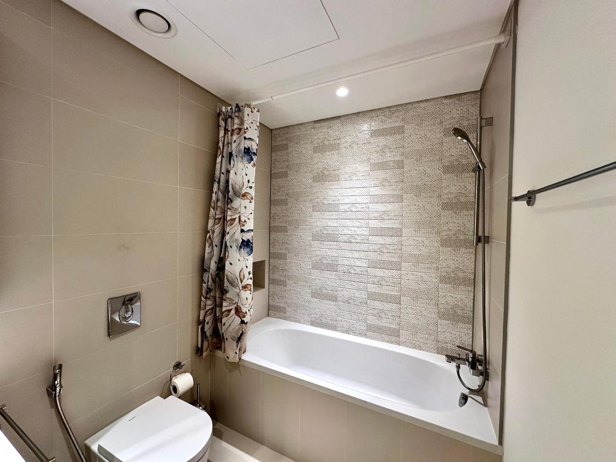 شقة Lux Bnb I Sun Rise Bay I Palm & Sea View دبي المظهر الخارجي الصورة