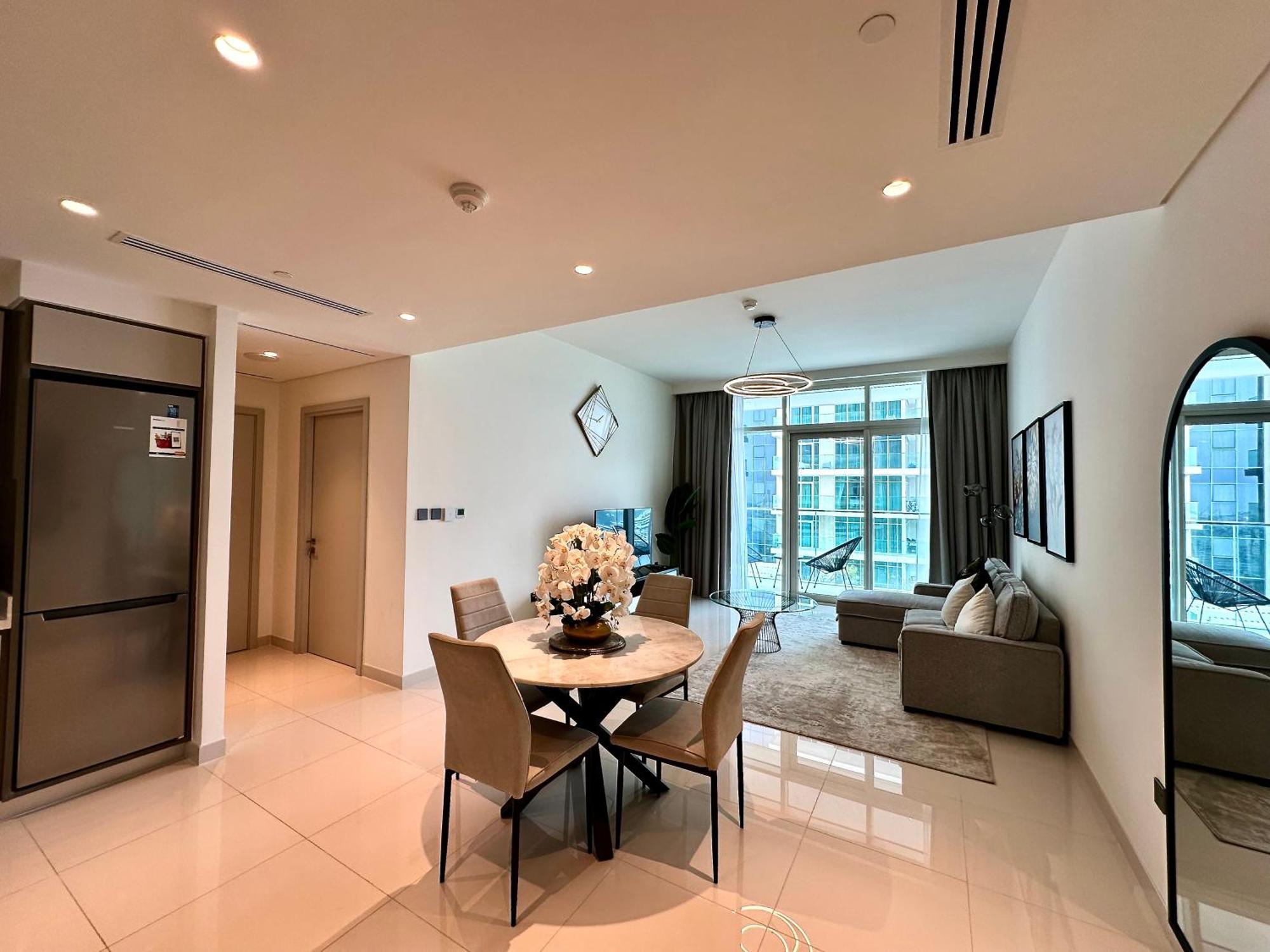شقة Lux Bnb I Sun Rise Bay I Palm & Sea View دبي المظهر الخارجي الصورة