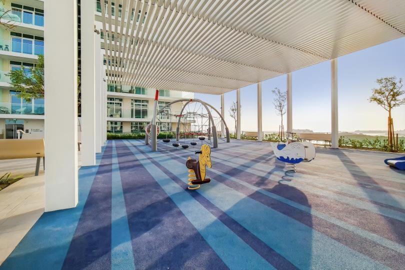 شقة Lux Bnb I Sun Rise Bay I Palm & Sea View دبي المظهر الخارجي الصورة